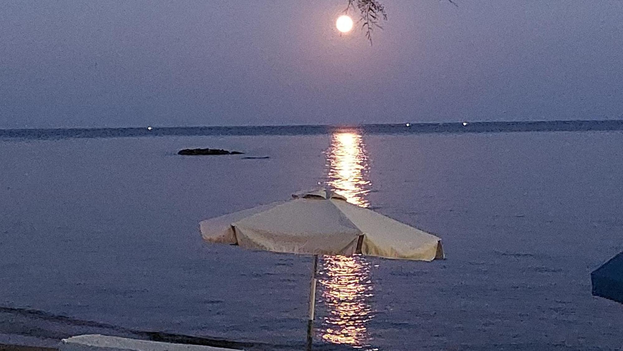 Komi  Fotis Beach Apartment At Komi מראה חיצוני תמונה